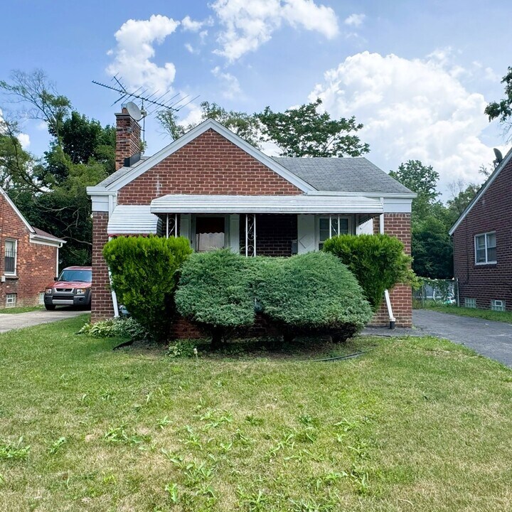 18286 Oakfield Ave in Detroit, MI - Building Photo