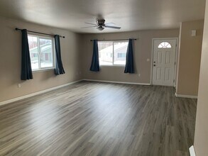 2339 W Eagles Nest Cir in Wasilla, AK - Building Photo - Building Photo