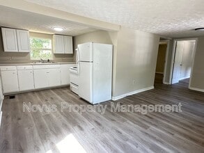 203 Ave B in Carrollton, GA - Building Photo - Building Photo