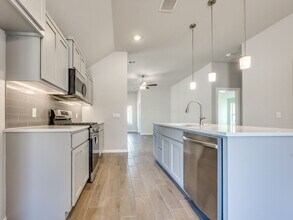 1117 SW 139th Ter in Oklahoma City, OK - Building Photo - Building Photo