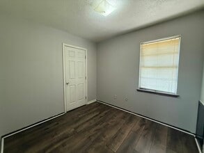 2968 Lark Rd in Memphis, TN - Building Photo - Building Photo