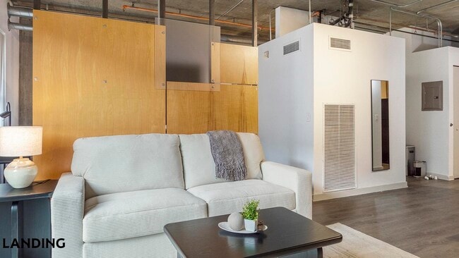 1451 24th St, Unit 1111