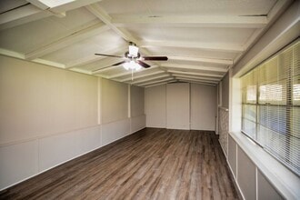 220 Marian Dr in Prattville, AL - Foto de edificio - Building Photo