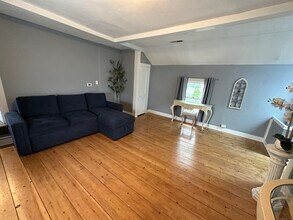 144 Boston Post Rd in Madison, CT - Building Photo - Building Photo
