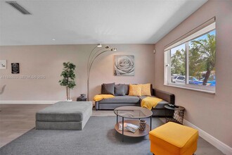 1773 SW 28th Way in Fort Lauderdale, FL - Building Photo - Building Photo