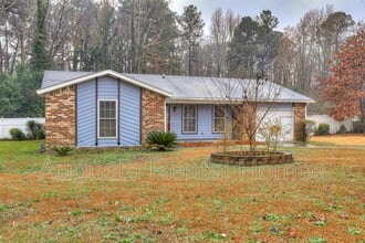 238 Cavalier Dr in Martinez, GA - Building Photo - Building Photo