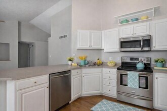 8872 Richmond Rd in Union, KY - Building Photo - Building Photo