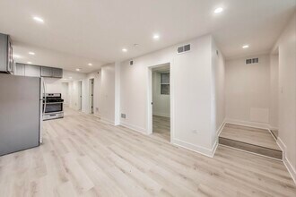 1437 W Oakdale Ave in Chicago, IL - Building Photo - Building Photo