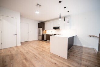 2 Sewall St, Unit 205 in Boston, MA - Building Photo - Building Photo