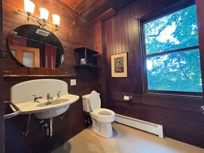 50 Edgehill Rd, Unit Carriage House in Brookline, MA - Building Photo - Building Photo