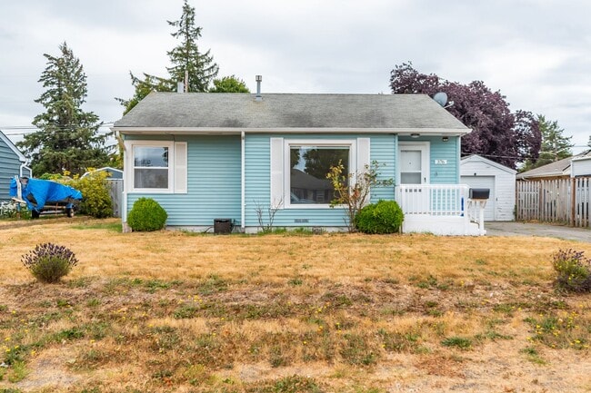 property at 376 SE Glencoe St