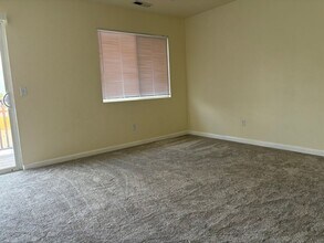 343 Wonder St-Unit -343 Wonder Street in Reno, NV - Building Photo - Building Photo