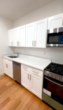 56 Cottage St in Jersey City, NJ - Building Photo - Building Photo