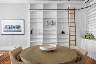 24 E 11th St in New York, NY - Building Photo - Building Photo