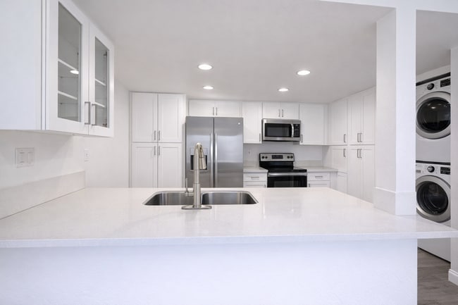 26212 La Real, Unit 376 D in Mission Viejo, CA - Building Photo - Building Photo