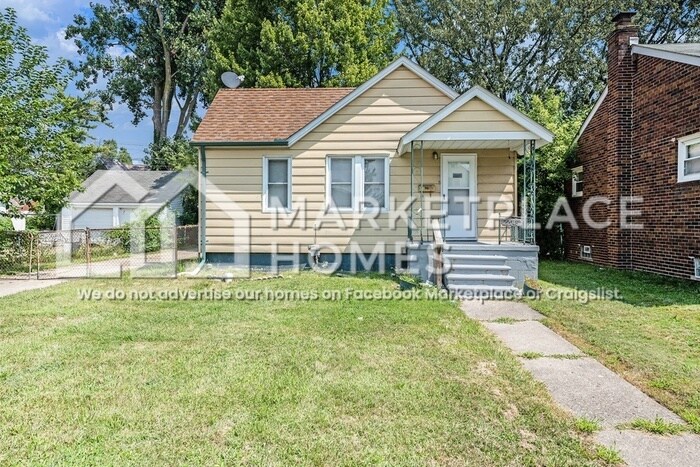 22046 Birchwood Ave in Eastpointe, MI - Building Photo