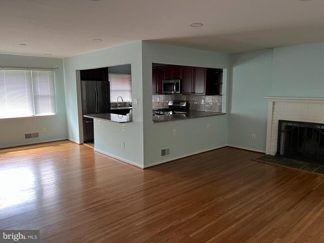 property at 5608 Heming Ave
