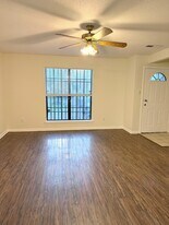 6797 The Willows Cove in Memphis, TN - Building Photo