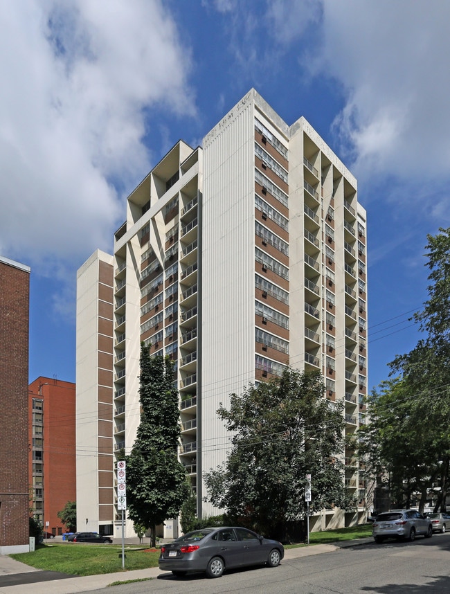 Robinson Place Apartments