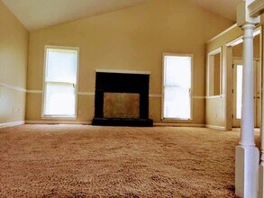 121 Towne Creek Dr in Villa Rica, GA - Building Photo - Building Photo