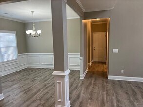 732 E Jefferson St in Hoschton, GA - Building Photo - Building Photo