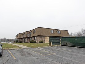 727 E Glenwood Lansing Rd in Glenwood, IL - Building Photo