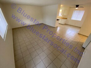 16014 Yucca St in Hesperia, CA - Building Photo - Building Photo