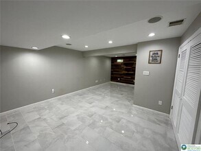 112 Knollwood Dr in Williams Township, PA - Building Photo - Building Photo