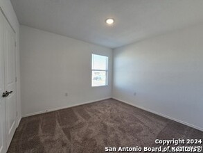 13327 Laffoon Wy in San Antonio, TX - Building Photo - Building Photo