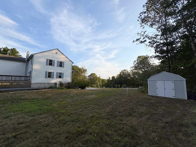 4 Josephine Dr in Londonderry, NH - Building Photo - Building Photo