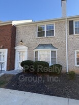 366 Hanover Arms Ct in Winston-Salem, NC - Building Photo