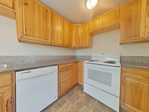 2012 NW Tyler Ave in Corvallis, OR - Building Photo - Building Photo