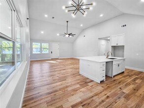 328 Whispering Trail in Gun Barrel City, TX - Building Photo - Building Photo