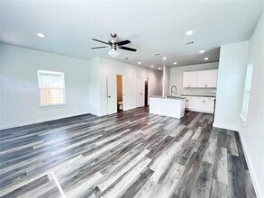 316 N Elliott Ave in Sherman, TX - Foto de edificio - Building Photo
