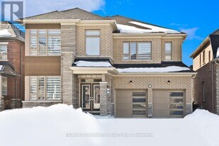 57 Bud Leggett Cres in Georgina, ON - Building Photo