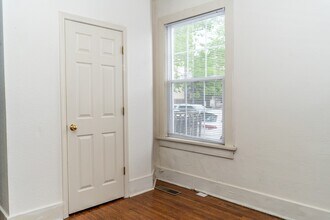 1105 Hamilton Way in Columbia, MO - Building Photo - Building Photo