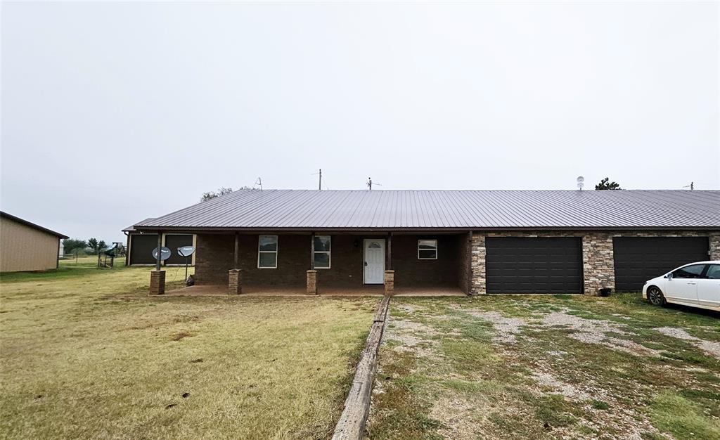 2751 Cobalt Ct NW in Piedmont, OK - Building Photo
