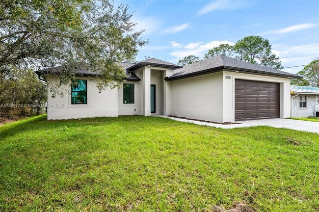 3705-3737 37th St SW in Lehigh Acres, FL - Building Photo - Building Photo