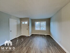 425 Stephenson Rd in Stone Mountain, GA - Building Photo - Building Photo
