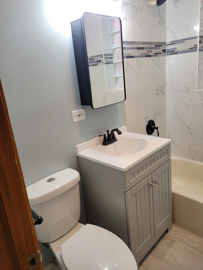3602 Clarence Ave, Unit 1st floor in Berwyn, IL - Building Photo - Building Photo