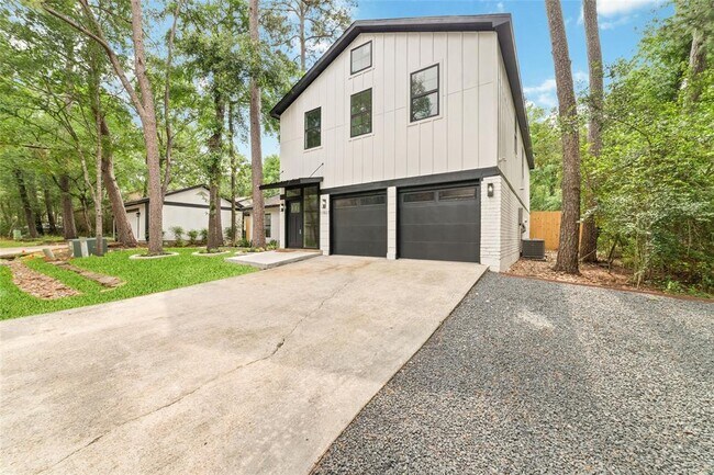 11931 S Red Cedar Cir in Spring, TX - Building Photo - Building Photo