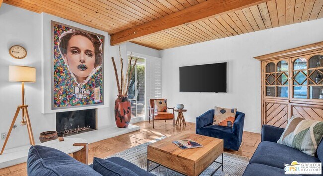 817 N Via Monte Vista in Palm Springs, CA - Building Photo - Building Photo