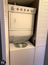 2506 Creve Coeur Mill Rd in Maryland Heights, MO - Building Photo - Building Photo