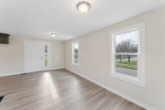 247 Shadyside Ave in Bonner Springs, KS - Building Photo - Building Photo