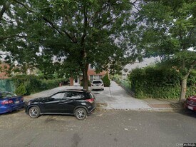 88-17 Ransom St in Queens, NY - Building Photo