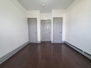 113 Martin Luther King Jr Dr, Unit 2B in Jersey City, NJ - Building Photo - Building Photo