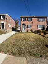 1229 Wilson Dr in Havertown, PA - Building Photo