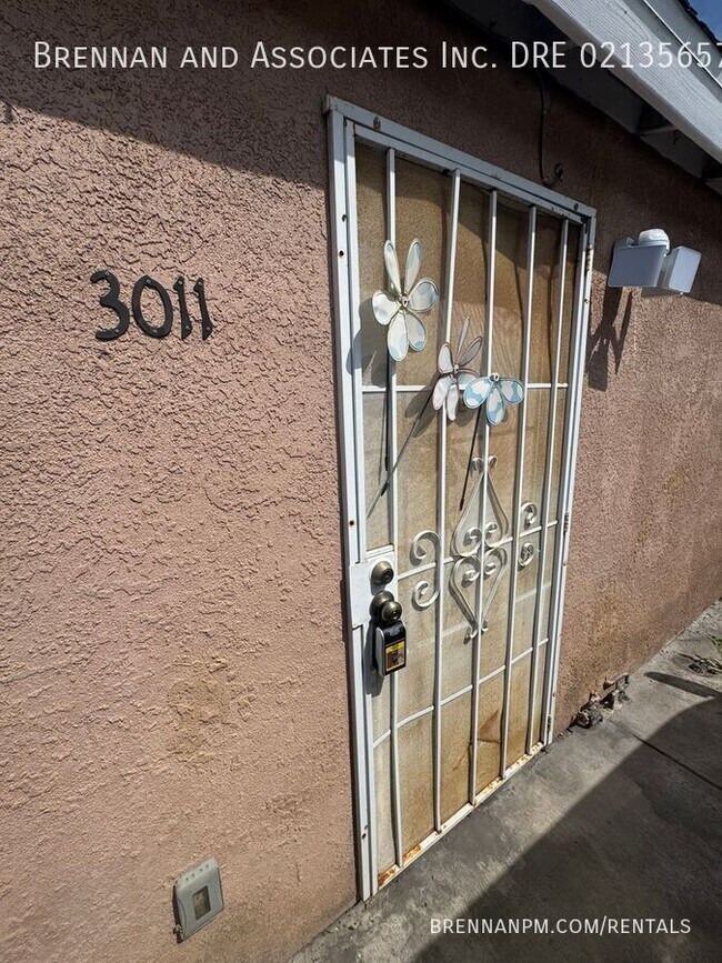 3011 Franklin Ave in San Diego, CA - Building Photo - Building Photo