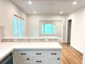 1946 S Bronson Ave in Los Angeles, CA - Building Photo - Building Photo