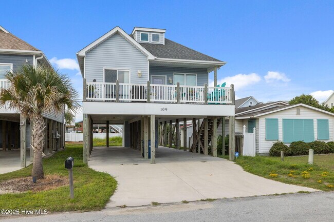 109 E Terminal Blvd in Atlantic Beach, NC - Building Photo - Building Photo